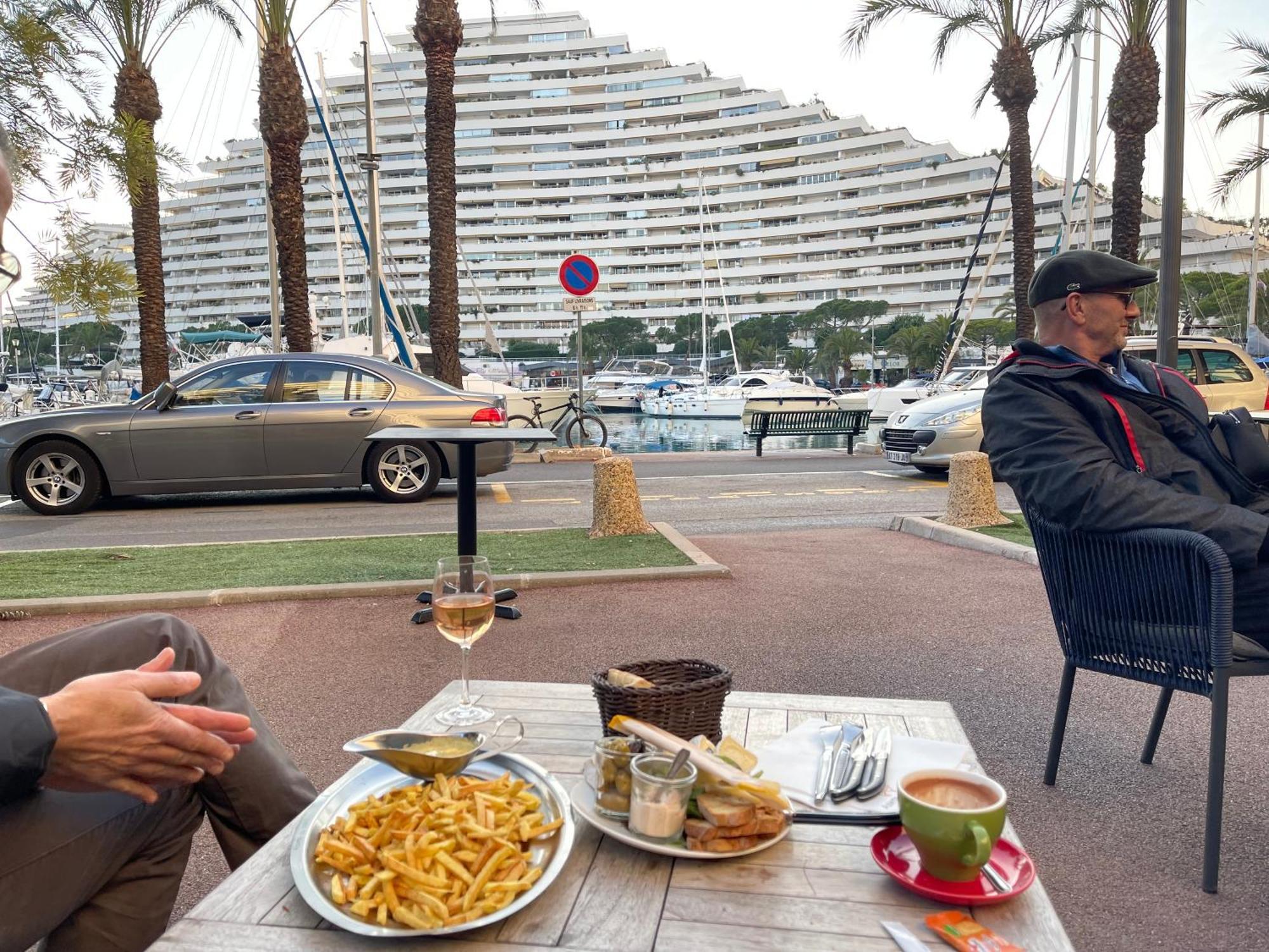 Villeneuve Loubet Plage- Entre Nice Et Cannes Exteriér fotografie